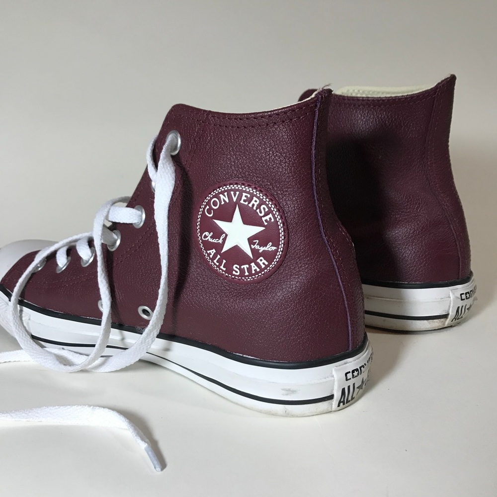 Converse high top in plum leather
